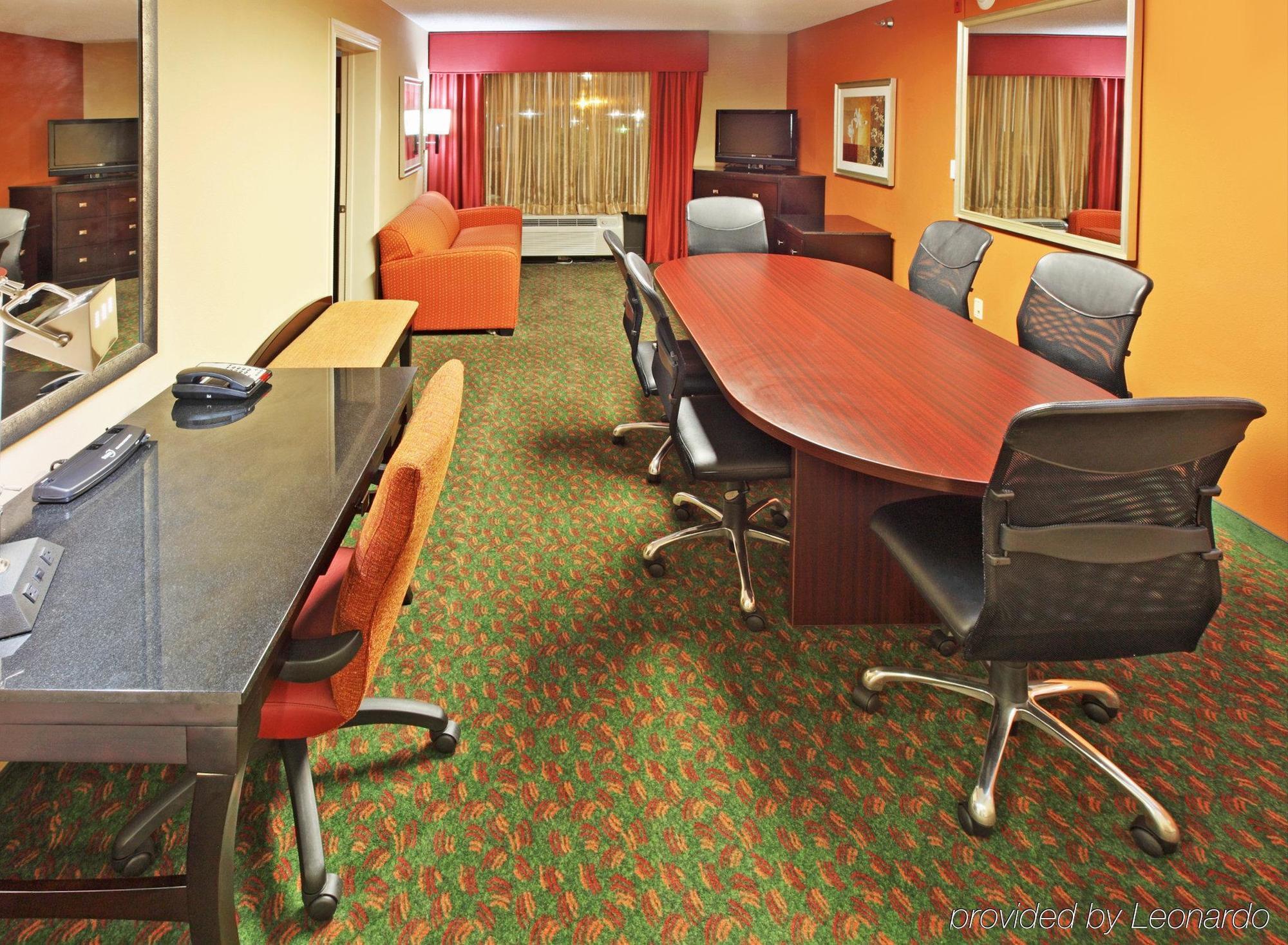 Holiday Inn Express Tyler South By Ihg Δωμάτιο φωτογραφία